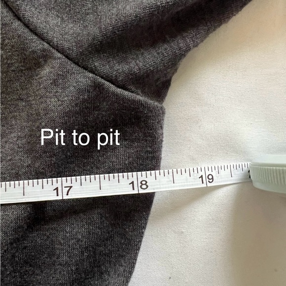 Just Be Women’s Grey Open Cardigan with Black Crochet Detail - Picture 7 of 8